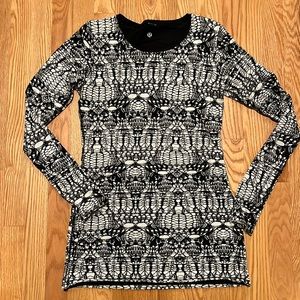 Reversible long sleeve lululemon tee